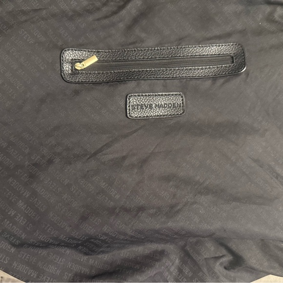Steve Madden Bstanton Black Tote Bag - Picture 8 of 9